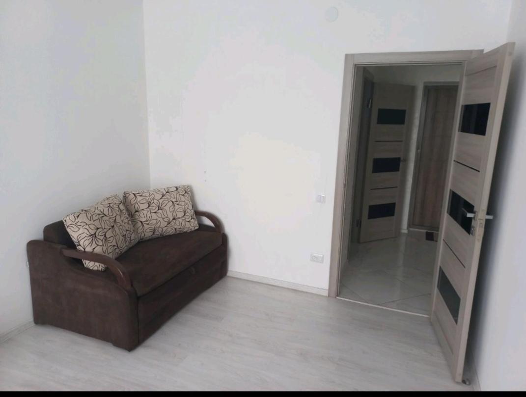 стрийська,автовокзал ,сихів Arena King Kros карла мікльоша Apartment *